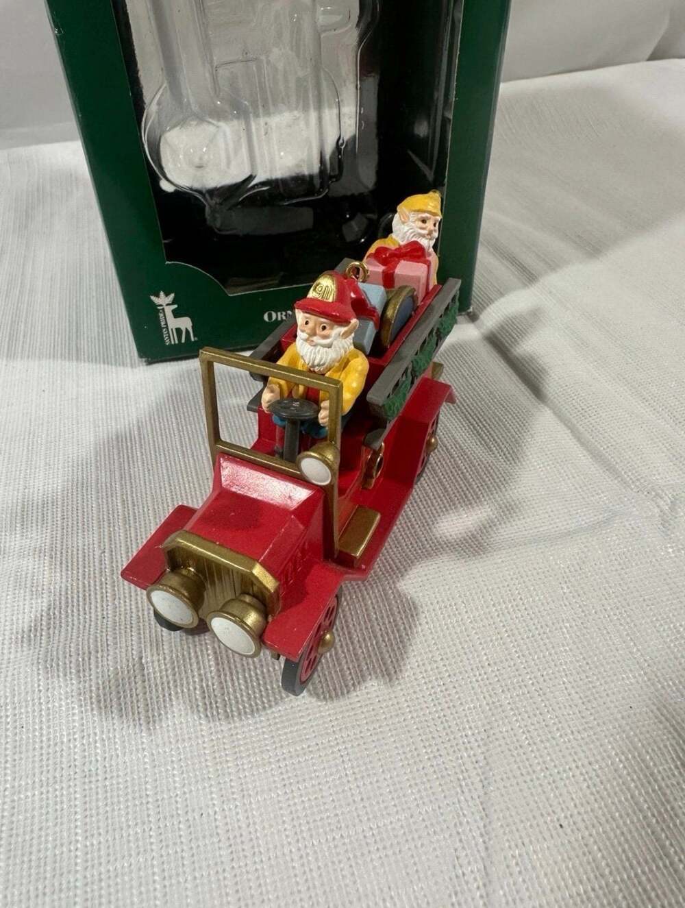 Santa‘s Best ornament